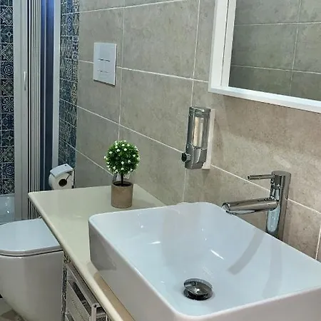 La Casa Di Genny Bed & Breakfast Naples